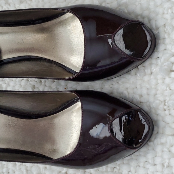 Heels - Picture 5 of 9